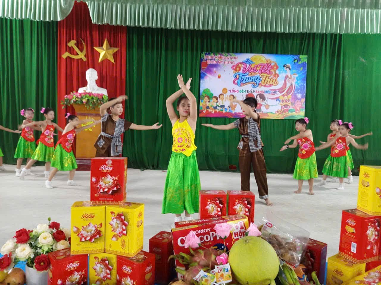 Anh-tin-bai